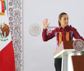Claudia Sheinbaum da banderazo al proyecto del tren México-Querétaro