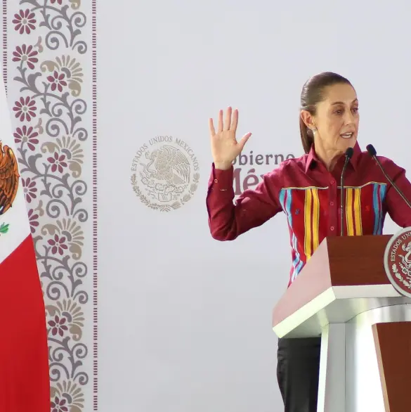 Claudia Sheinbaum da banderazo al proyecto del tren México-Querétaro