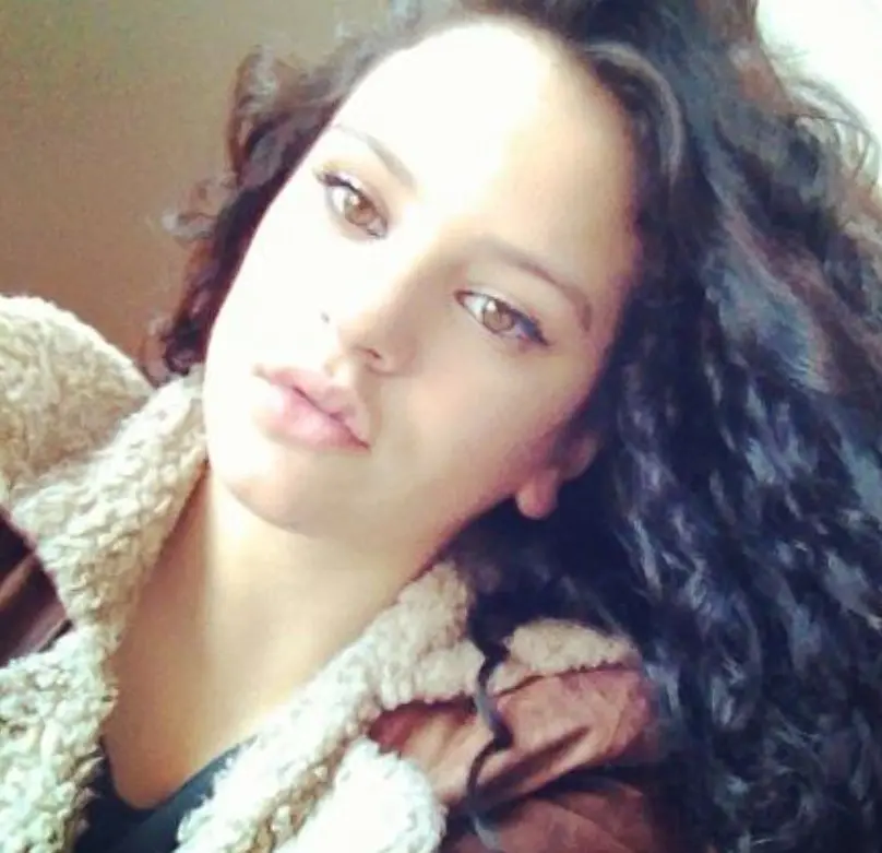 Gracias a sus destacadas calificaciones y recomendaciones, logró ingresar a la Escuela Superior de Música de Cataluña.