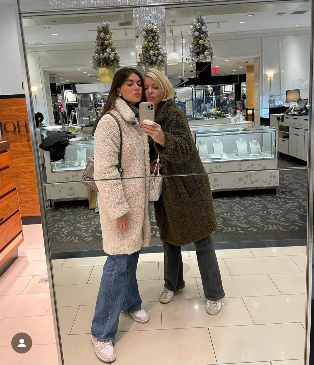 Emma Laura suele compartir fotos de los momentos y viajes con su familia.<br>