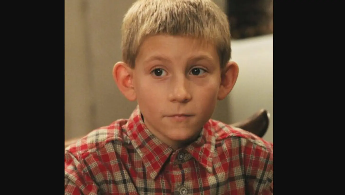 Erik Per Sullivan interpretó a Dewey