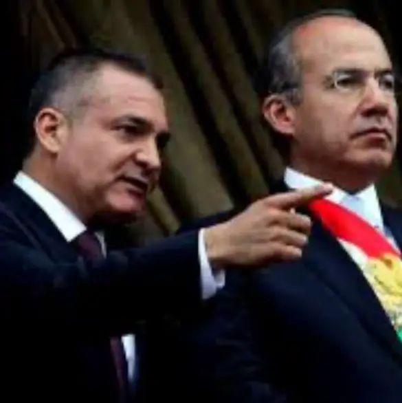 Felipe Calderón reacciona: Debe asumir las consecuencias