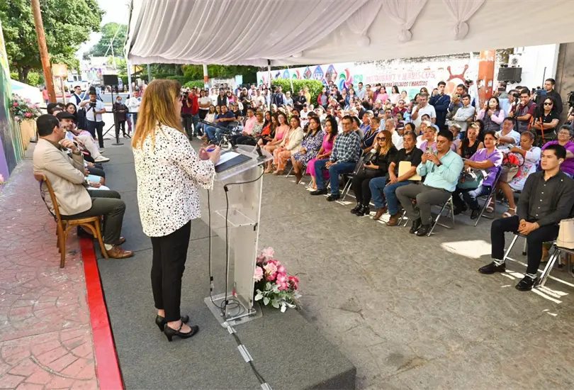 Margarita Gonz&aacute;lez Saravia anuncia estrategia para erradicaci&oacute;n de violencia contra mujeres.