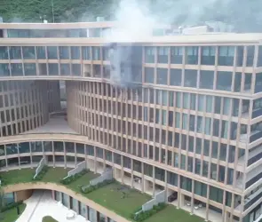 Reportan fuerte incendio en departamentos de lujo en San Pedro Garza García