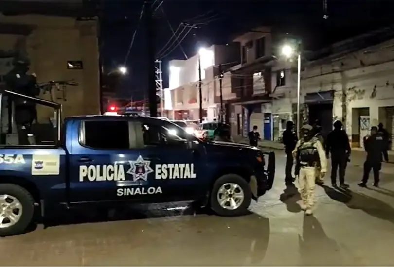 Comunidades reportan balaceras y narcobloqueos en Culiac&aacute;n