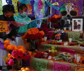 Ofrenda de Día de Muertos: esto simbolizan todos sus elementos