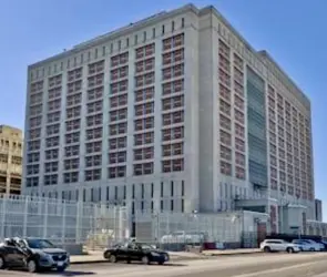 Así es la cárcel de Brooklyn que alberga a Genaro García Luna