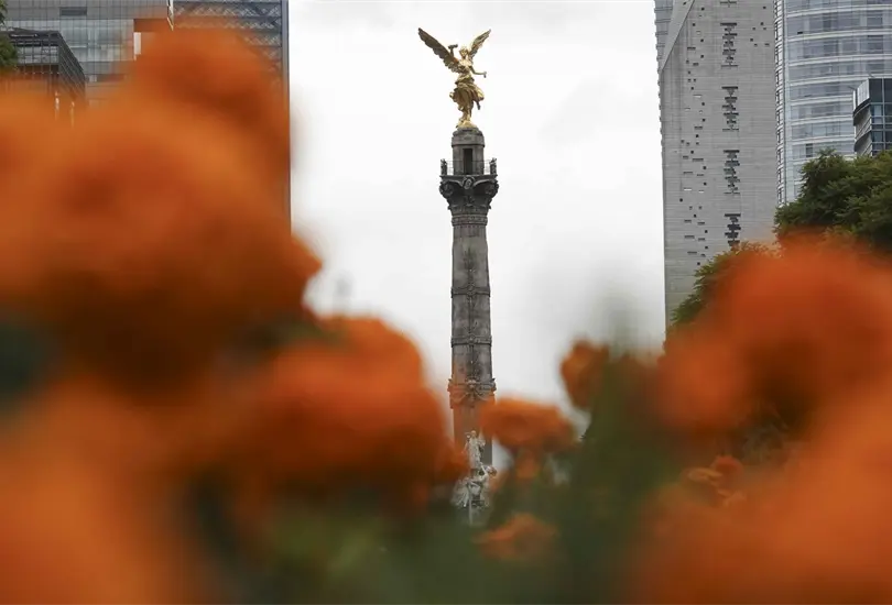 La CDMX se vestir&aacute; con cientos de atuendos relacionados con las festividades.