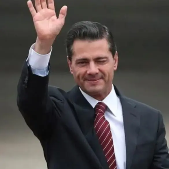 Enrique Peña Nieto presume romance con guapa mujer italiana | FOTOS 