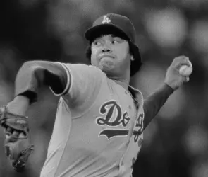 Muere Fernando ´Toro´ Valenzuela, histórico pitcher mexicano, a los 63 años