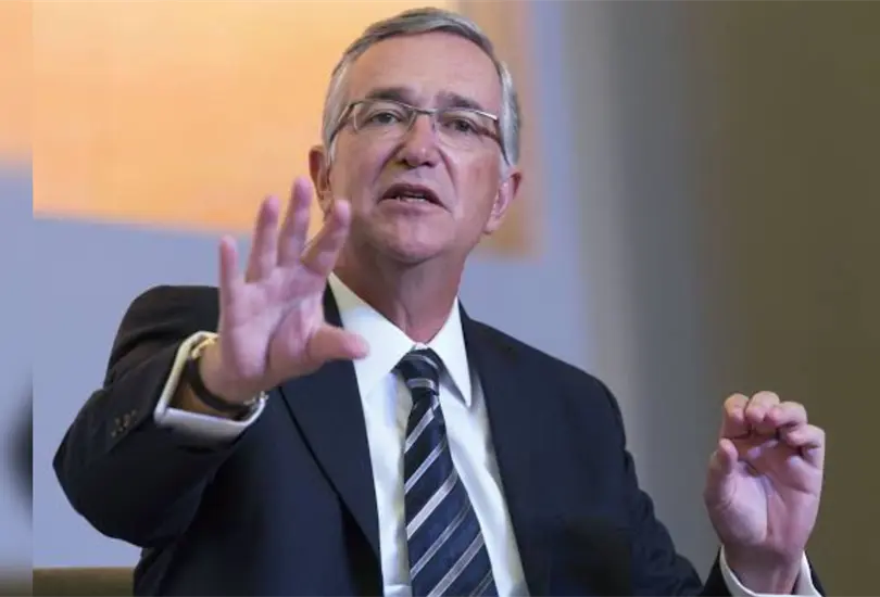 BMV suspende cotizaci&oacute;n y pone en jaque a Salinas Pliego