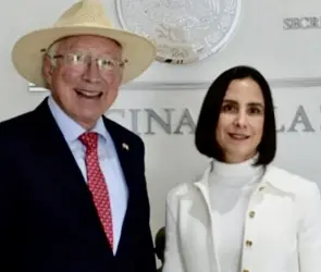 Luz Elena González se reúne con Ken Salazar para discutir agenda energética