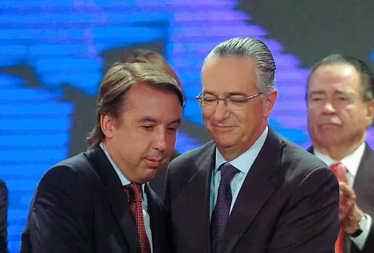 Emilio Azcárraga junto a Ricardo Salinas Pliego.