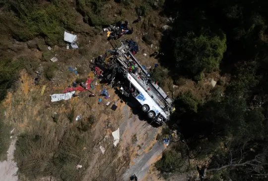 Una tragedia ocurrió en Zacatecas. Camión de pasajeros chocó.