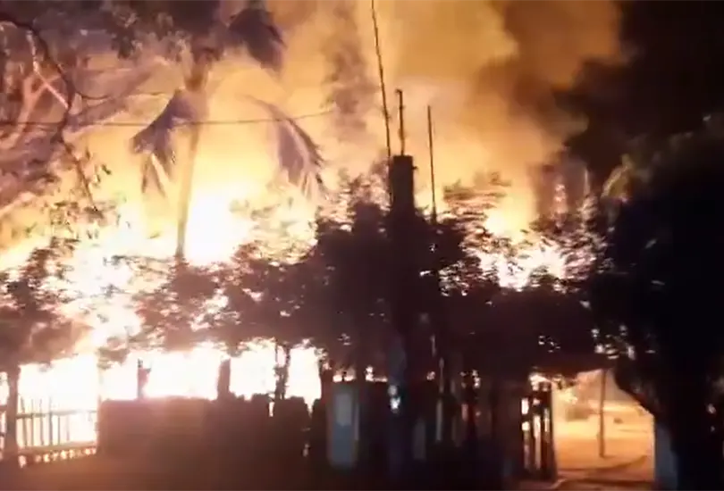 Se registra fuerte incendio en la Chuparrosa Enamorada, en Culiac&aacute;n