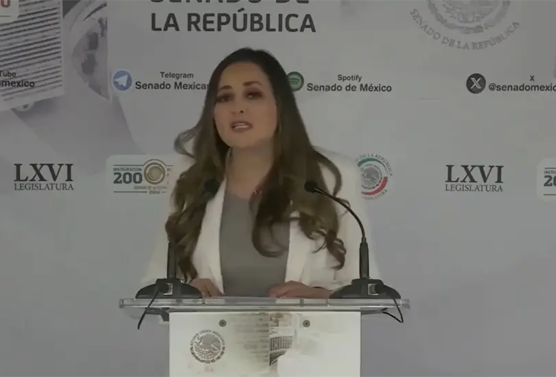 La senadora Cinthya López Castro renuncia al PRI La senadora Cinthya López Castro renuncia al PRI