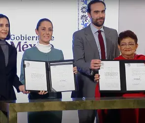 Sheinbaum y Luz Elena González celebran reforma que devuelve a Pemex y CFE su carácter de empresas públicas