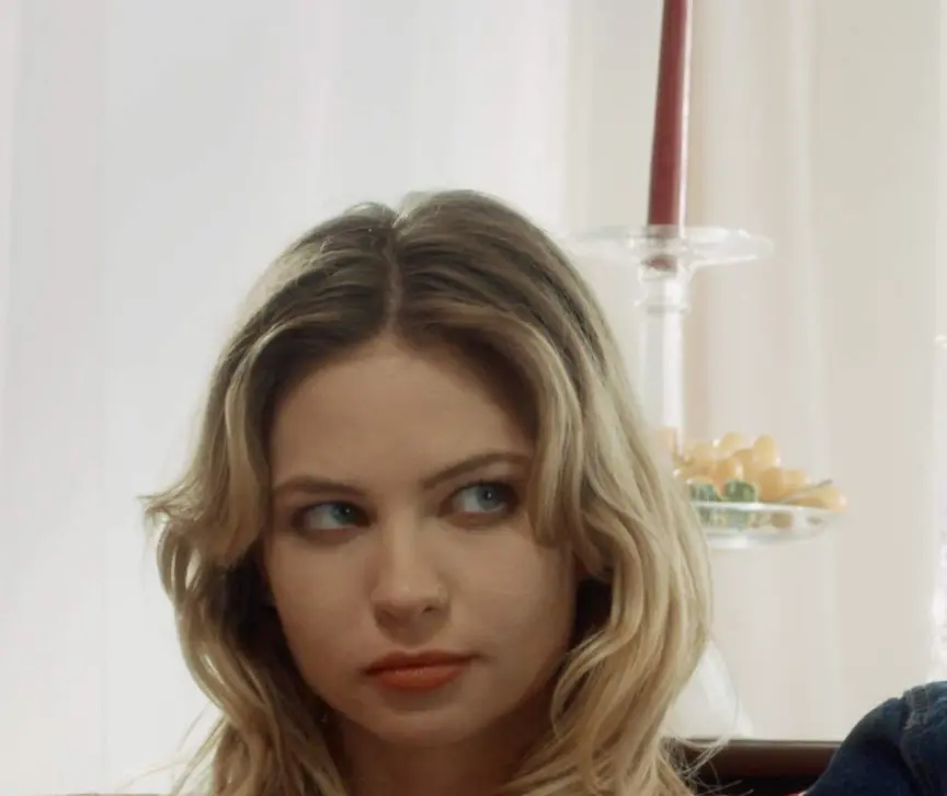 Ha sido detenida varias veces, entre los motivos están haber manejado un auto robado y haber dejado a un hombre herido en la puerta de un hospital.