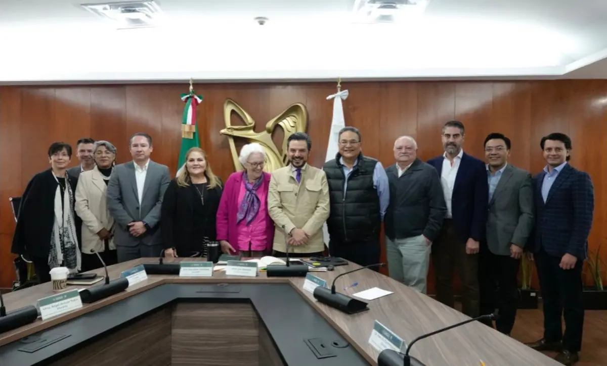  IMSS celebra la compra consolidada de medicamentos de la Secretaría de Salud. 
 