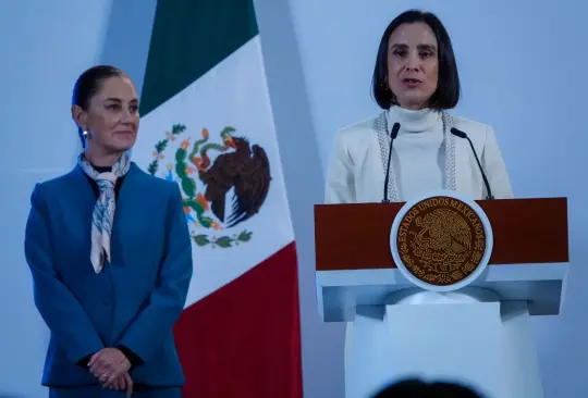 Claudia Sheinbaum y Luz Elena en conferencia de prensa