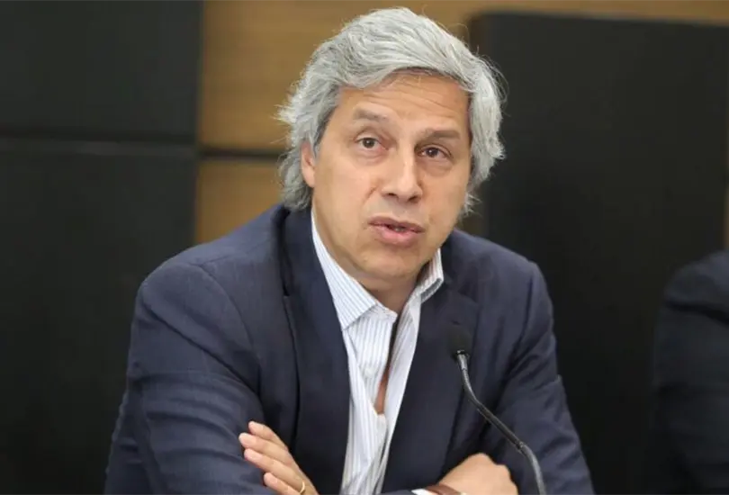 Tunden a Claudio X. Gonz&aacute;lez por hacer coraje tras decisi&oacute;n de ministros