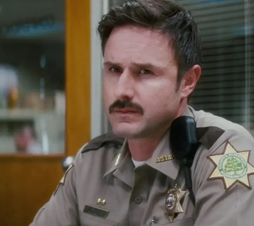 David Arquette interpretó a Dewey Riley