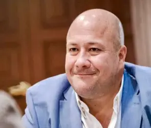 Enrique Alfaro planea mudarse a Madrid para convertirse en entrenador de fútbol