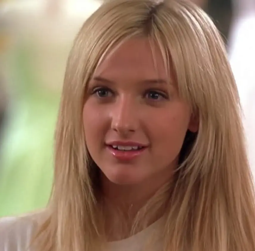 Ashlee Simpson interpret&oacute; a Monique, una de las rivales de Jessica.