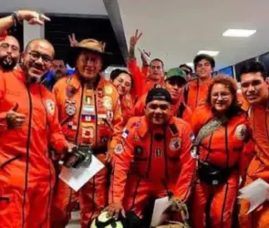 Los Topos mexicanos reciben aplausos por su apoyo en las inundaciones de Valencia