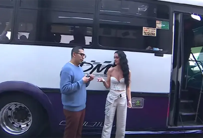 Katy Perry se sube a cami&oacute;n