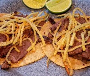 El Tizoncito abre nueva sucursal en Tecamachalco con una propuesta gastronómica de alta brasa y mixología de autor