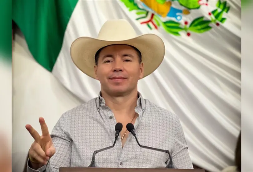 Diputado de Coahuila presume reloj de 4 mdp en redes sociales