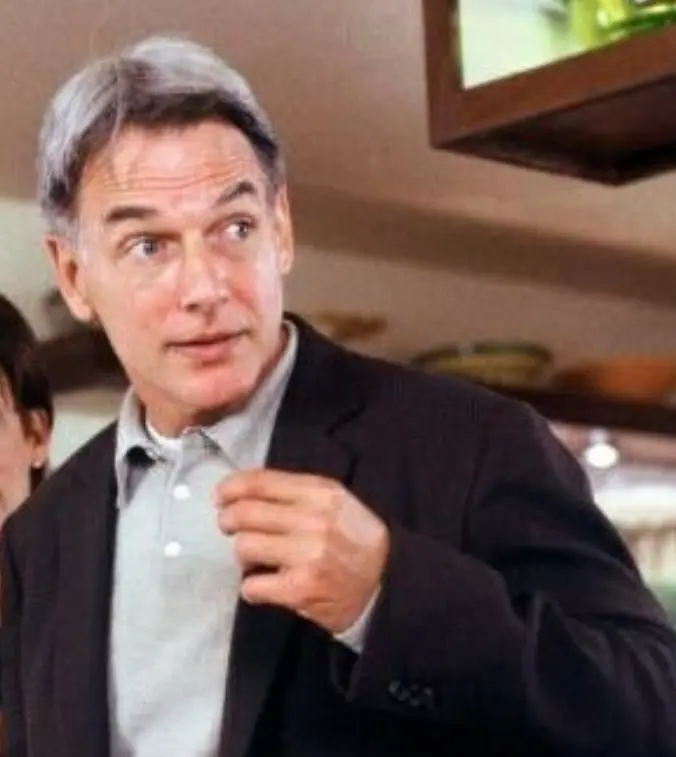 Mark Harmon interpretó a Ryan, el prometido de Tess.