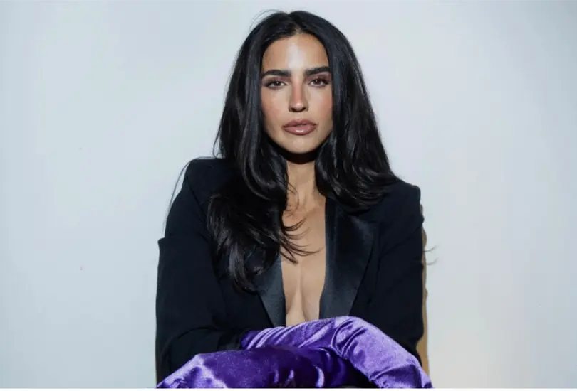 Barbara de Regil explota tras cr&iacute;ticas por hacer ejercicio en vuelo