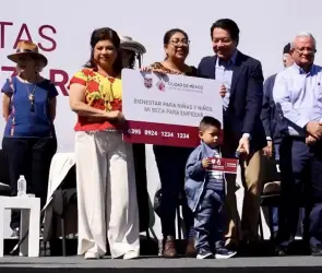 Brugada fortalece apoyos educativos en la Ciudad de México