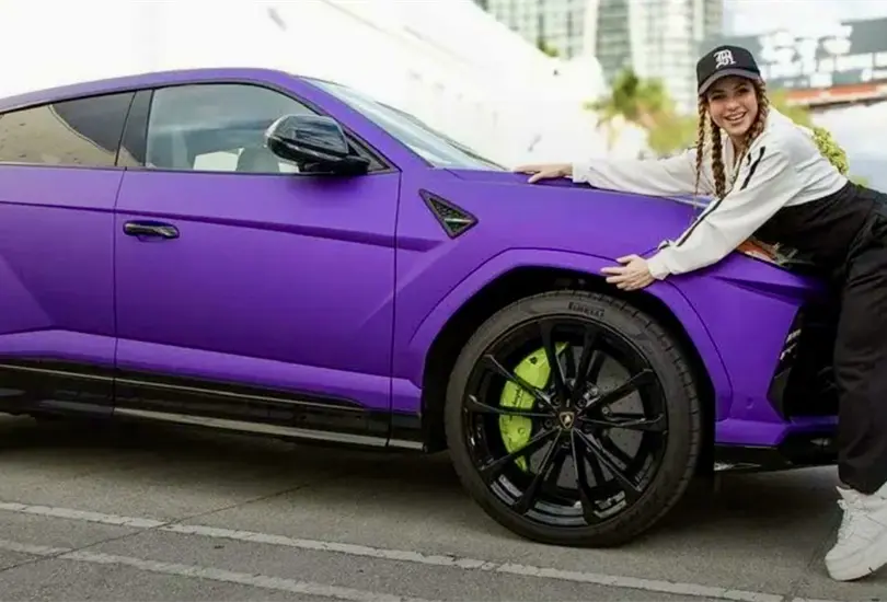 Shakira regala su Lamborghini para cerrar su cap&iacute;tulo con Piqu&eacute;
