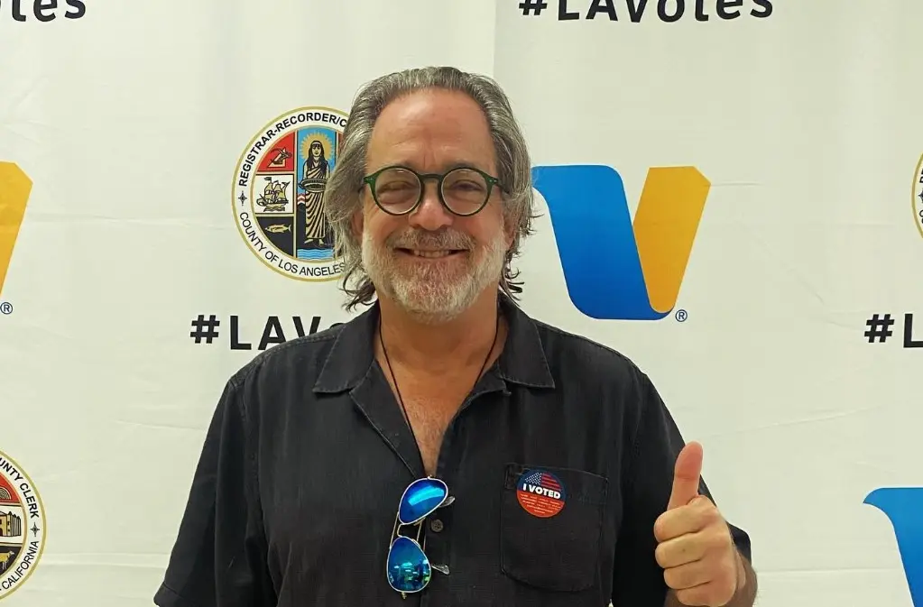 Ahora tiene 59 años. Tras el programa, probó suerte en la música y ha tenido participaciones en series como CSI: Miami y Californication.