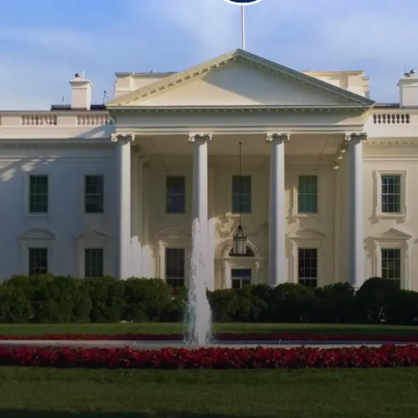 El árbol de Navidad de la Casa Blanca es un valiente