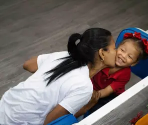Niñas madres: Una realidad para México que no es juego