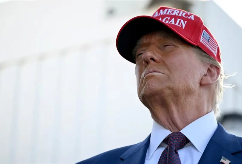 Donald Trump advierte cobro de arancel a M&eacute;xico y Canad&aacute;.