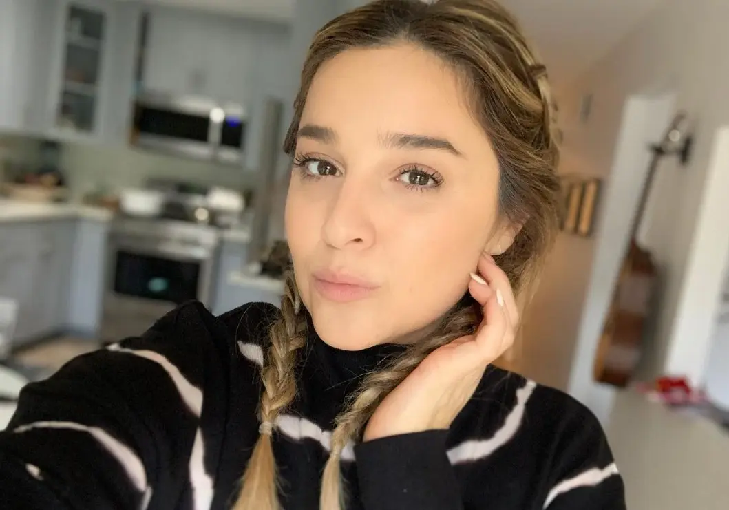 Alisan Porter se convirti&oacute; en la ganadora de The Voice 2016. En 2019 lanz&oacute; Pink Cloud, su tercer &aacute;lbum musical.
