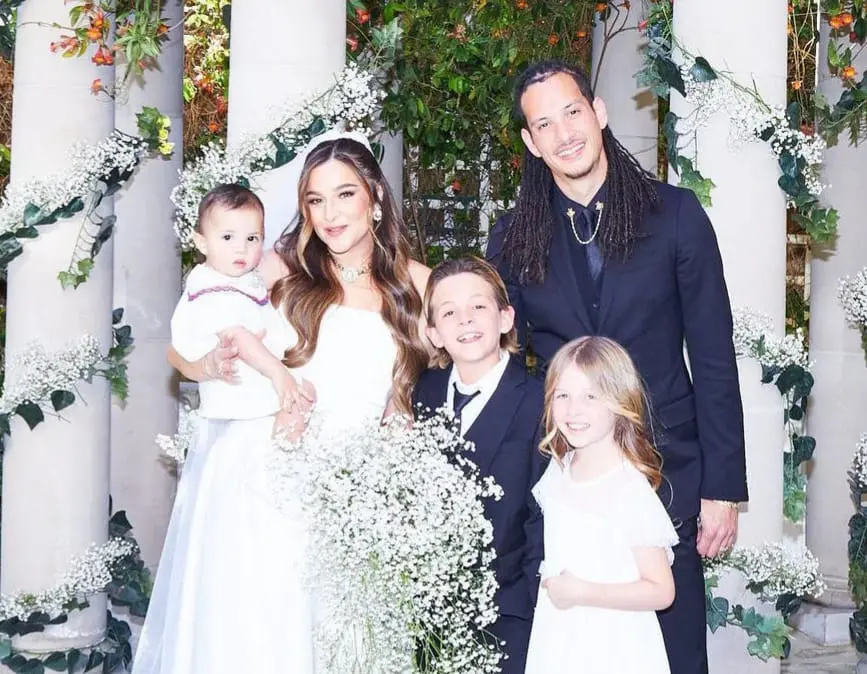 Este 2023 se cas&oacute; con el bailar&iacute;n Justin de Vera, con quien tiene una hija.