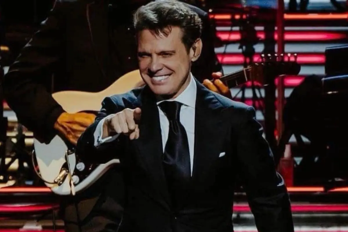  Luis Miguel explota contra encargados de audio en pleno concierto 