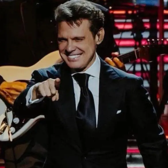 Luis Miguel explota contra encargados de audio en pleno concierto en Toluca