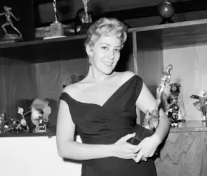 As&iacute; fue la &uacute;ltima aparici&oacute;n de Silvia Pinal en los escenarios (VIDEO)  