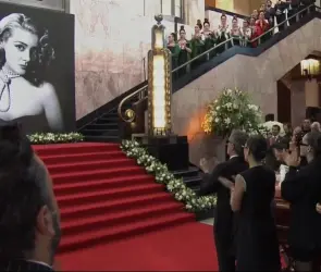 Así se vivió el homenaje a Silvia Pinal en Bellas Artes este 30 de noviembre 