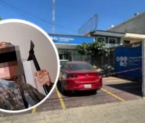 Alumno agrede con un martillo a compañeros y transmite el ataque en vivo