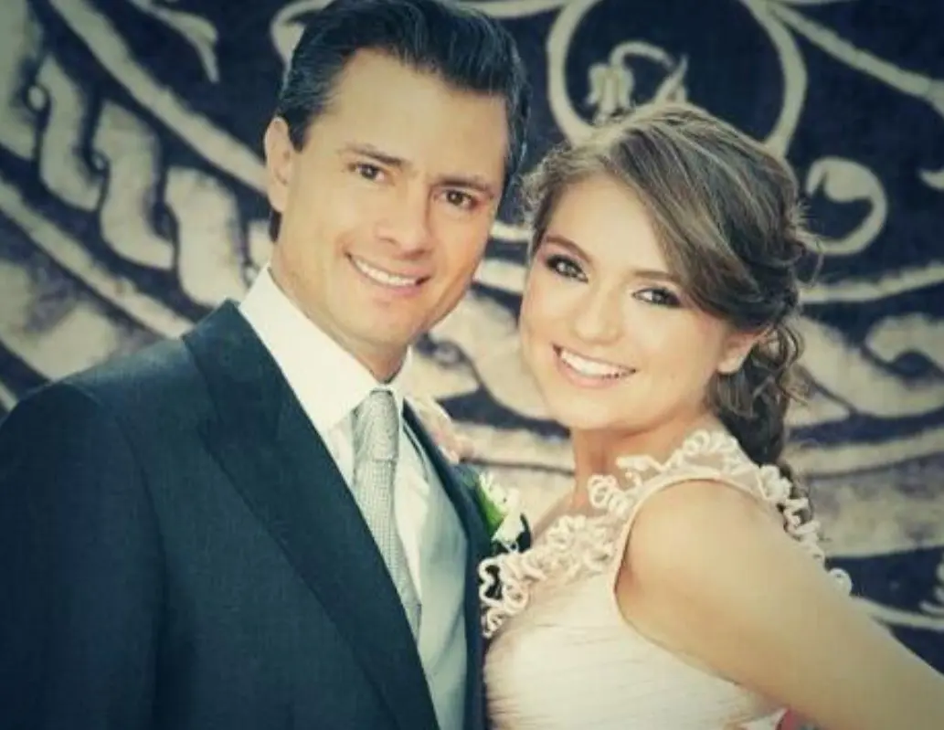 La unión de su madre con el expresidente Enrique Peña Nieto generó críticas hacia Sofía, pero ella continuó enfocada en su carrera artística.