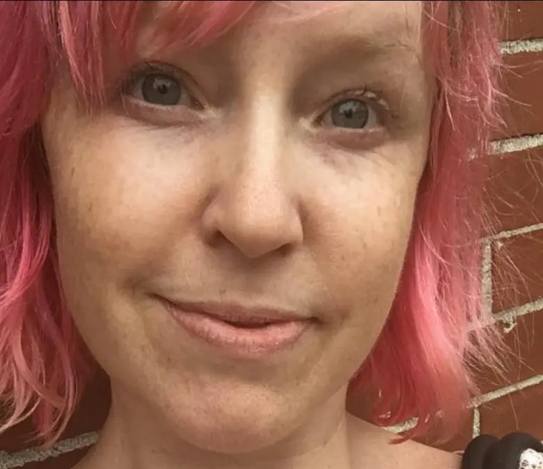 Ahora tiene 47 años y está casada con el actor Russell Soder. Ha tenido participaciones especiales en series como 'Ley y orden' y 'Grey´s Anatomy'.