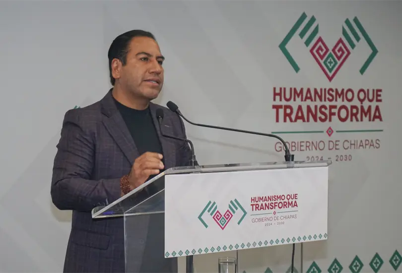 Eduardo Ram&iacute;rez presenta nuevo secretario de seguridad
